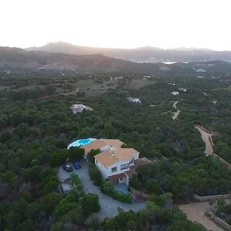 Con Piscina Vista Mare
